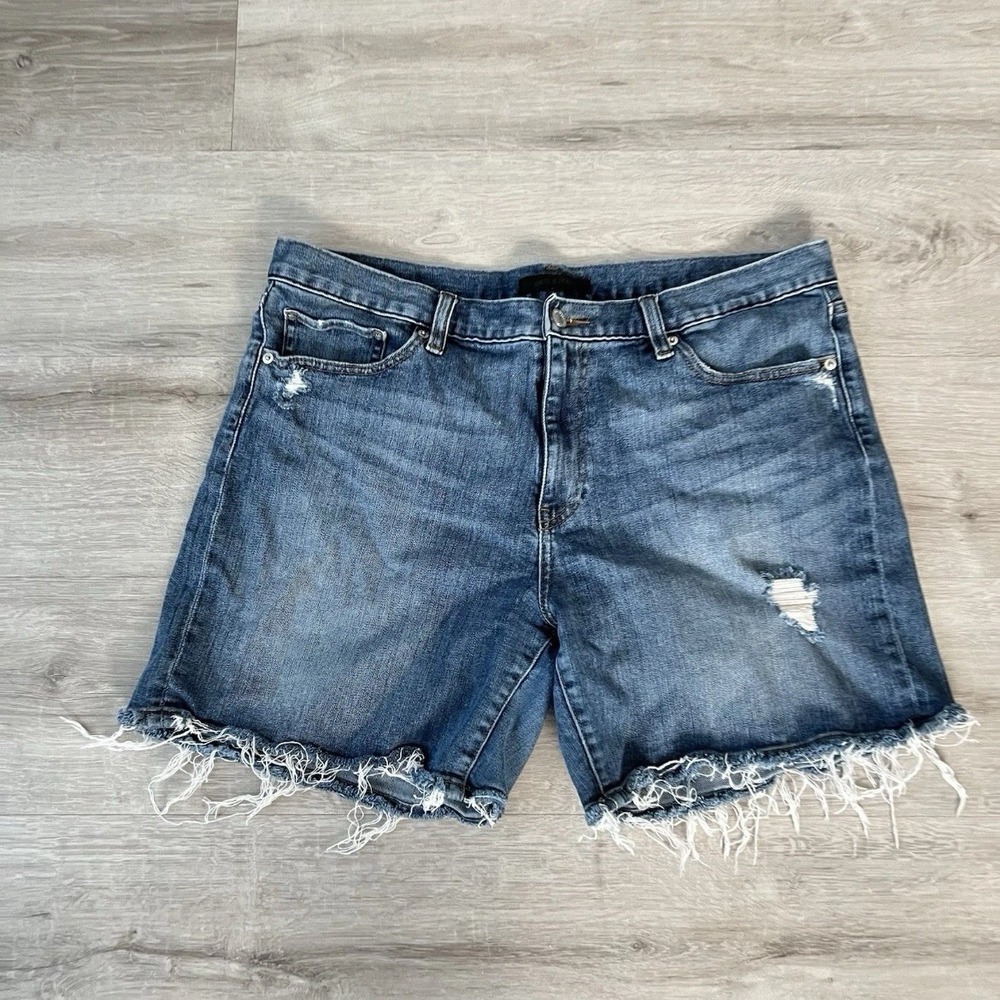 Uniqlo Distressed Denim Shorts Womens 4 Blue Frayed Raw Hem Jean Shorts 410639